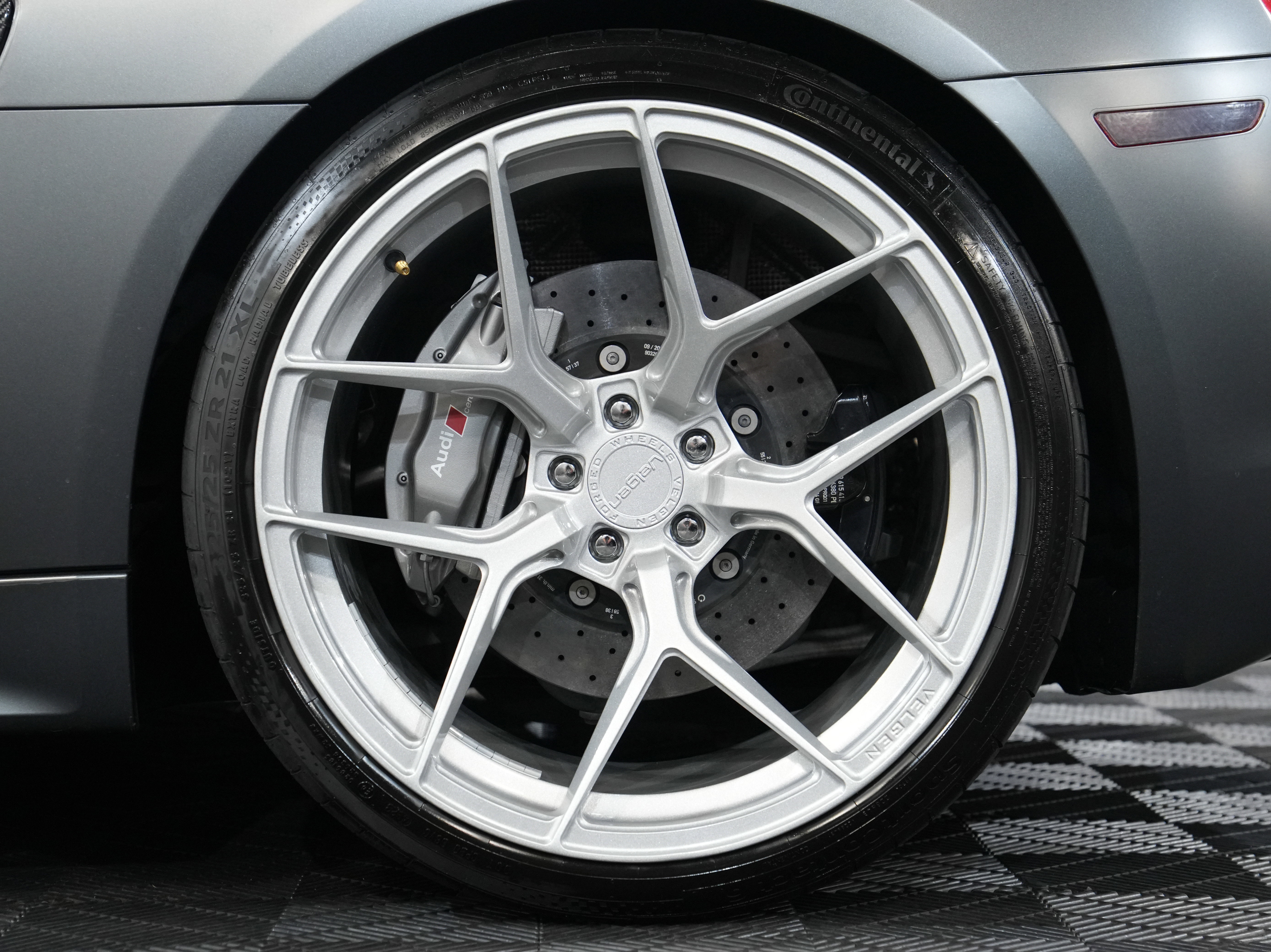 Used 2017 Audi R8 V10 plus image 51