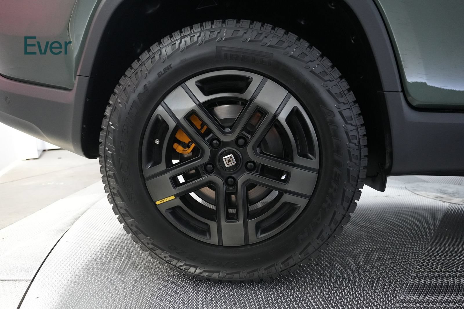 Used 2022 Rivian R1T Adventure AWD/4WD image 21