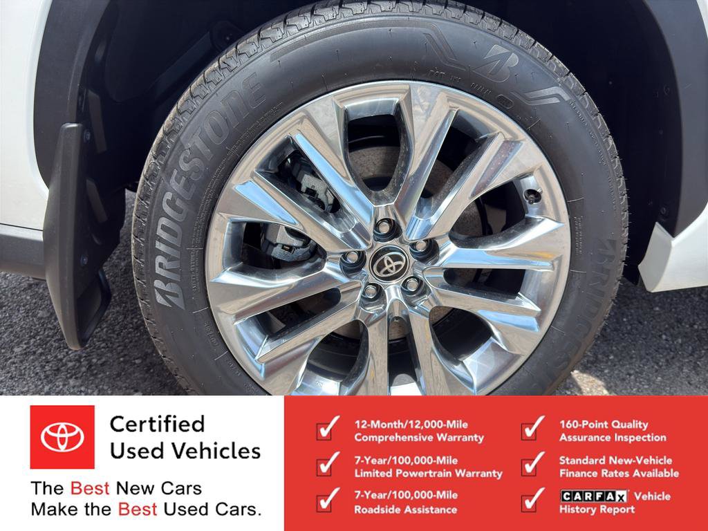 Certified 2026 Toyota Highlander Limited AWD/4WD image 11