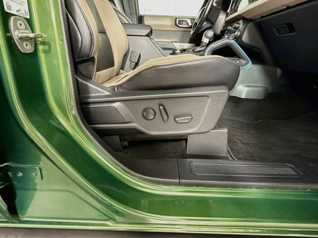 Used 2023 Ford Bronco Wildtrak AWD/4WD image 45