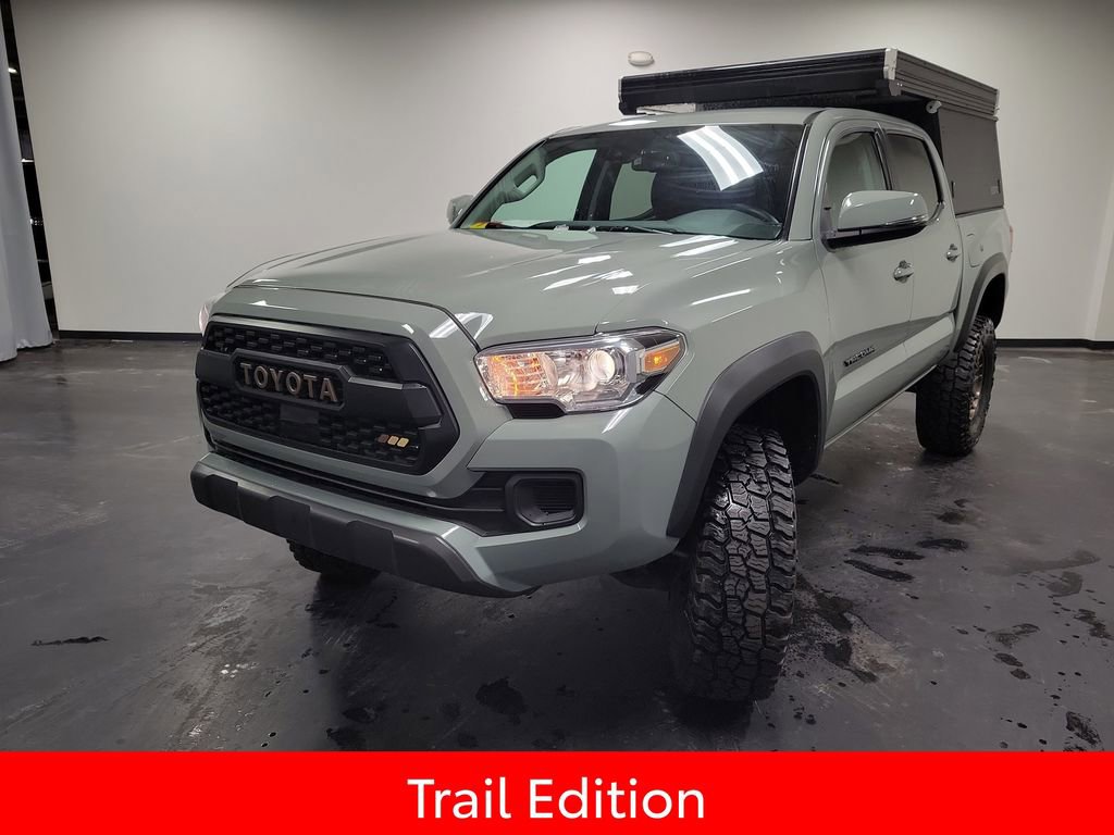Used 2022 Toyota Tacoma SR5 w/ Trail Edition image 5