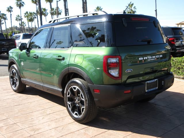 Certified 2025 Ford Bronco Sport Outer Banks w/ Outer Banks Tech Package+ image 2