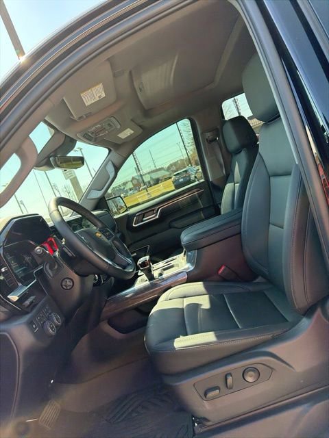 Used 2026 Chevrolet Silverado 1500 LTZ image 13