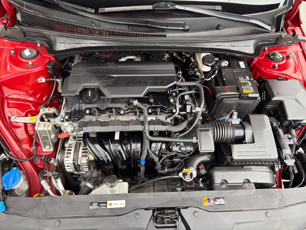 Used 2023 Hyundai Elantra SEL FWD image 25