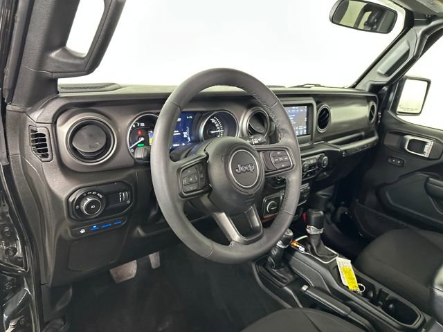 Used 2023 Jeep Wrangler Unlimited image 13