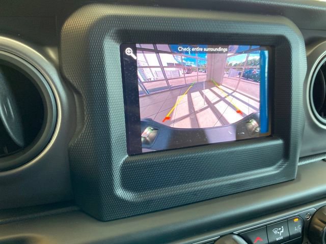New 2023 Jeep Gladiator Sport AWD/4WD image 16
