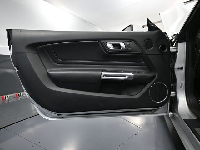 Used 2018 Ford Mustang Premium w/ Equipment Group 201A image 18