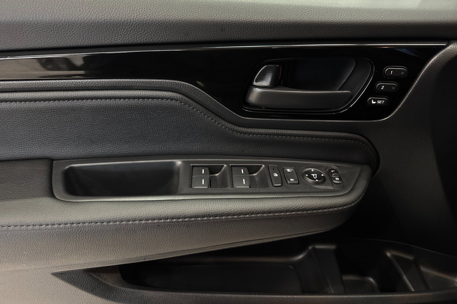 New 2026 Honda Odyssey Touring image 33