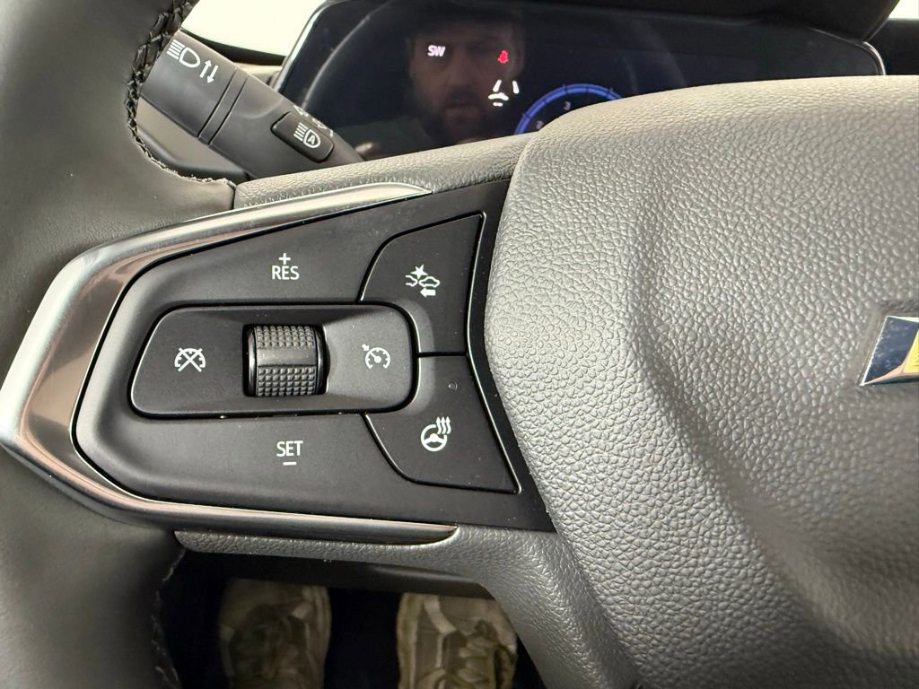 New 2026 Chevrolet Trax LT w/ Driver Confidence Package FWD image 24
