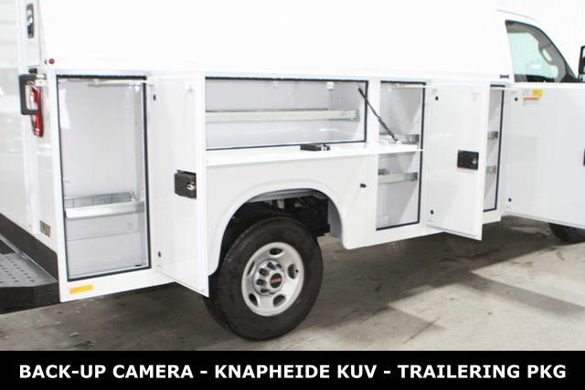 New 2025 GMC Savana 3500 w/ Power Convenience Package image 39