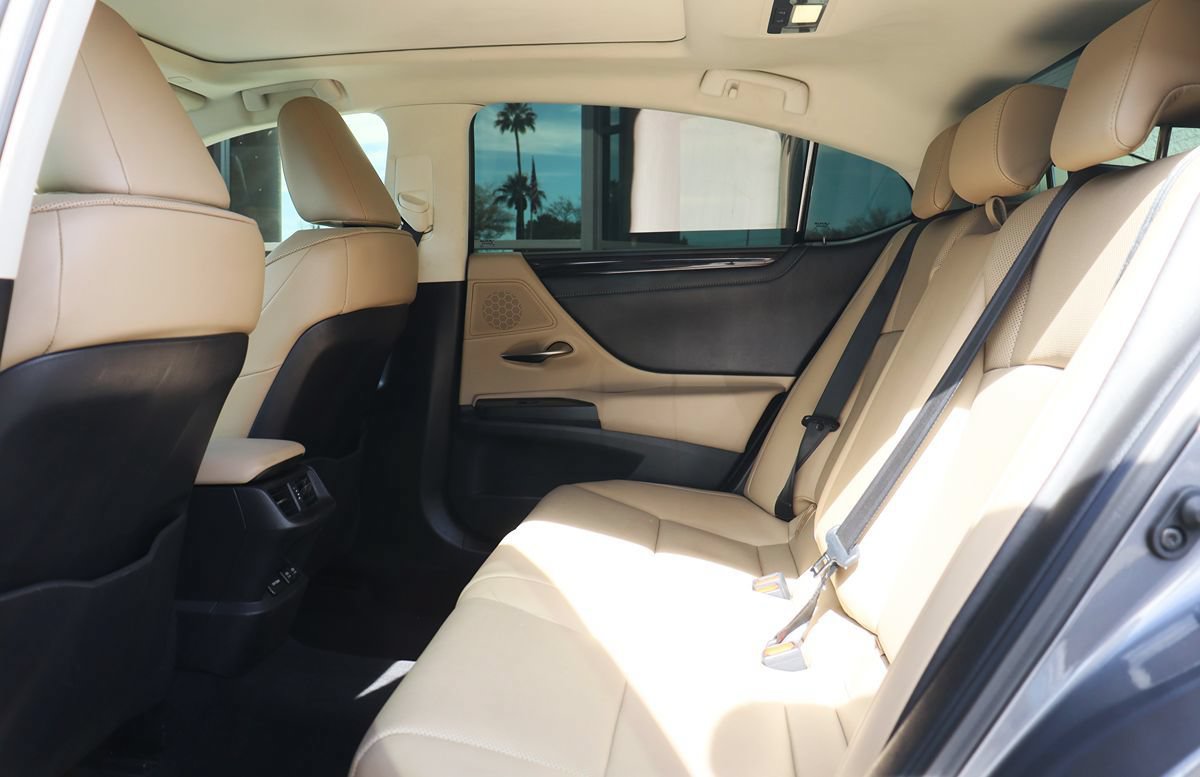 Used 2020 Lexus ES 350 w/ Premium Package FWD image 26