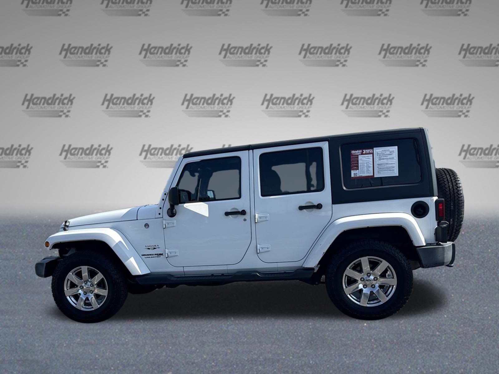 Used 2018 Jeep Wrangler Unlimited Sahara w/ Max Tow Package AWD/4WD image 7