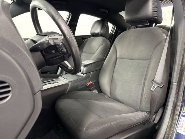 Used 2013 Dodge Charger SE RWD image 17