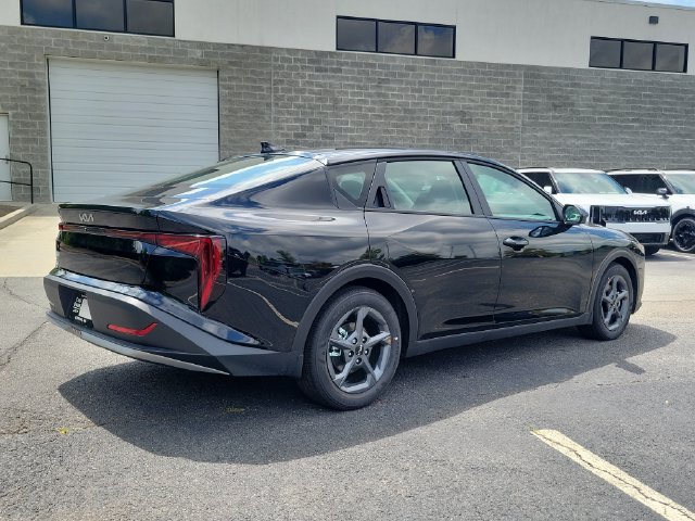 New 2026 Kia K4 FWD image 4