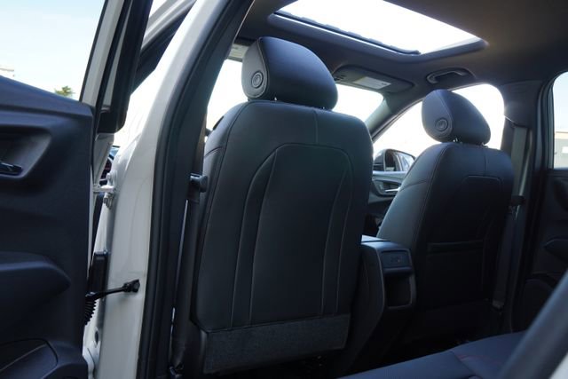 New 2026 Chevrolet Trax RS w/ Sunroof Package image 31