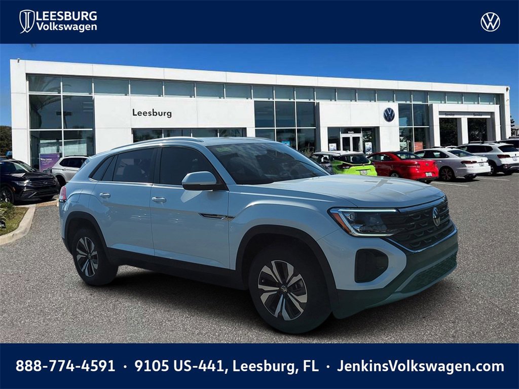 New 2026 Volkswagen Atlas Cross Sport SE image 1