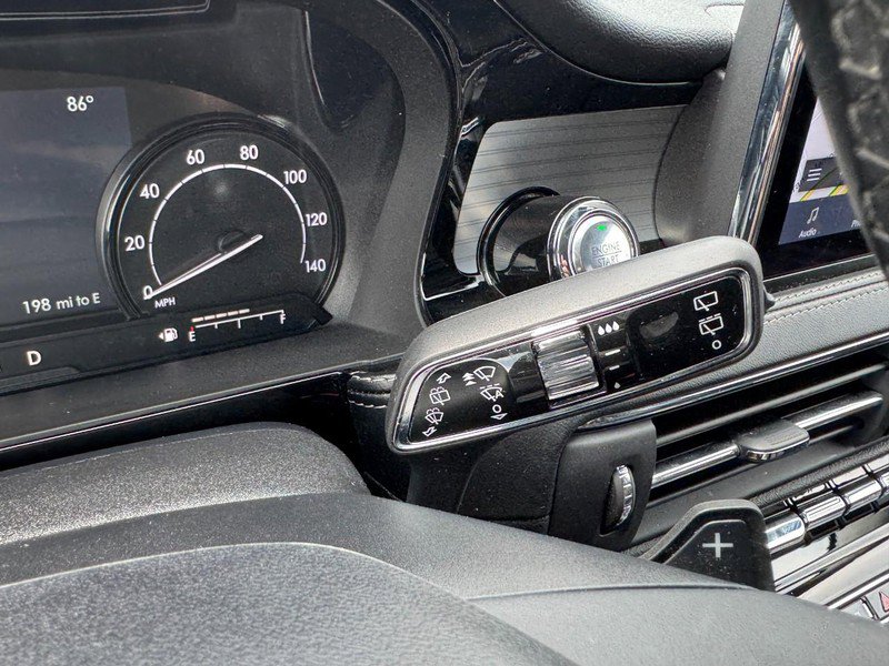 Used 2022 Lincoln Corsair Standard AWD w/ Equipment Group 101A image 21