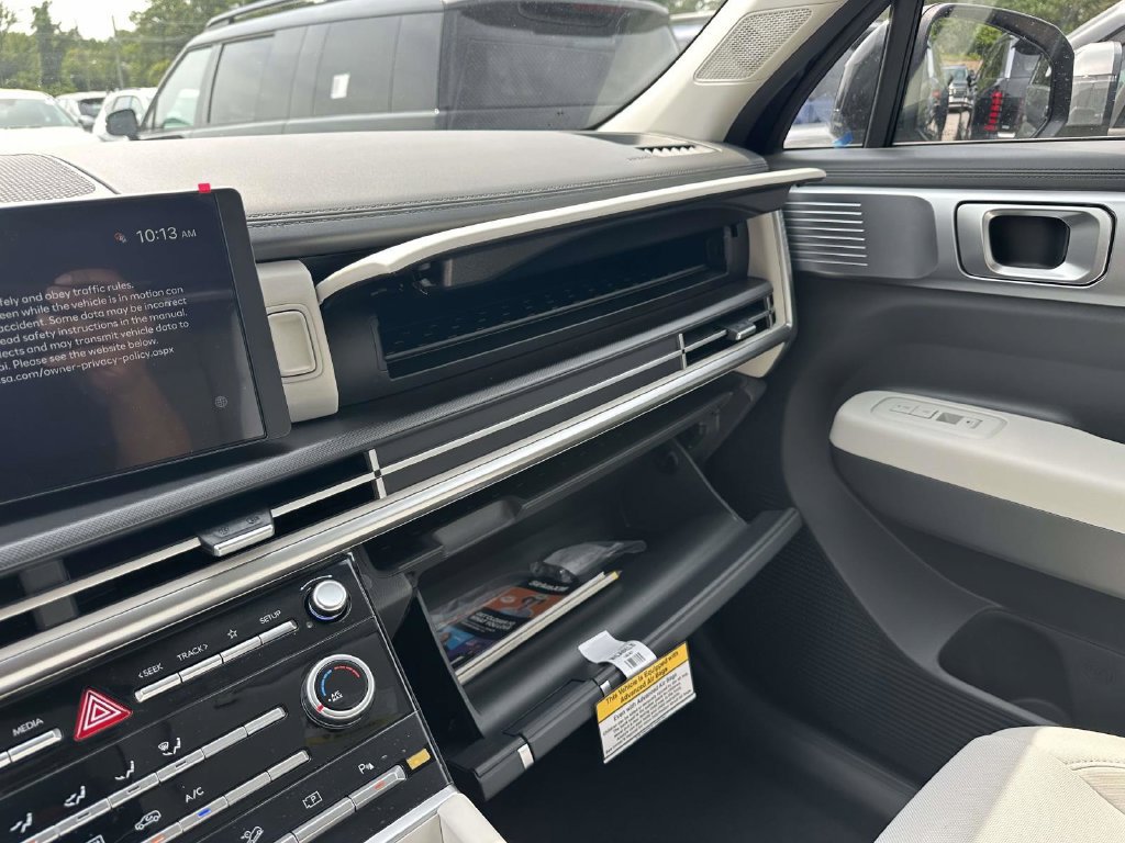 New 2026 Hyundai Santa Fe SE AWD/4WD image 18