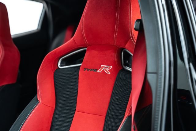 Used 2018 Honda Civic Type R image 16