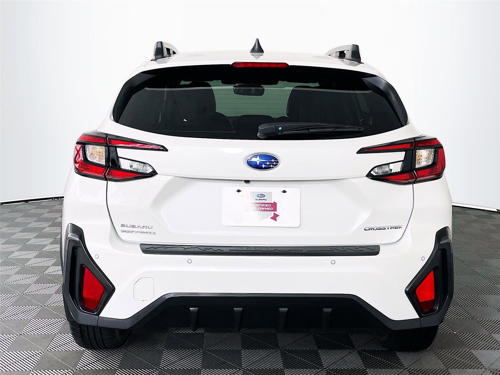 Certified 2025 Subaru Crosstrek 2.5i Limited w/ Popular Package #4A image 9