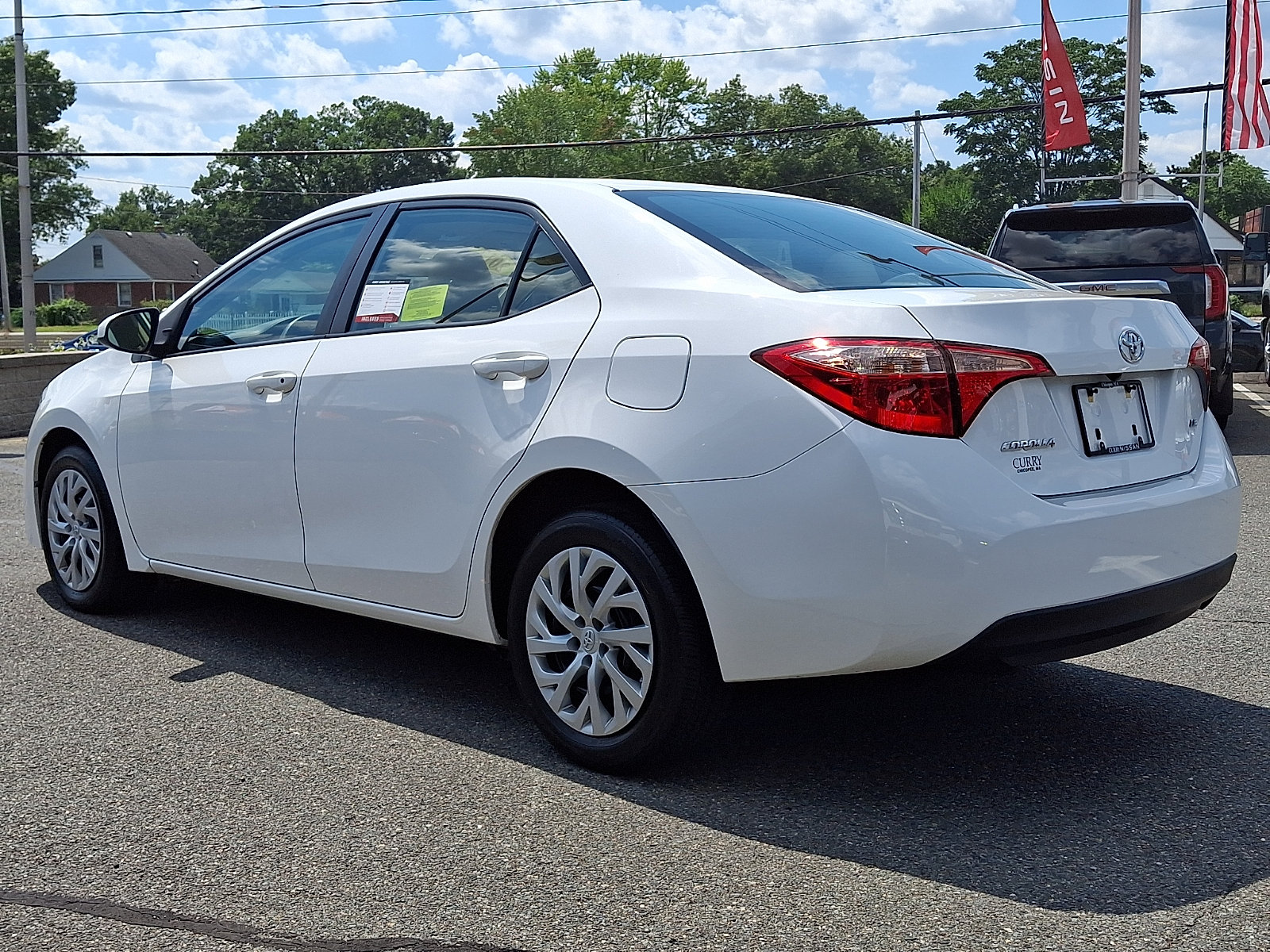 Used 2017 Toyota Corolla LE w/ Carpet Mat Package (TMS) FWD image 4
