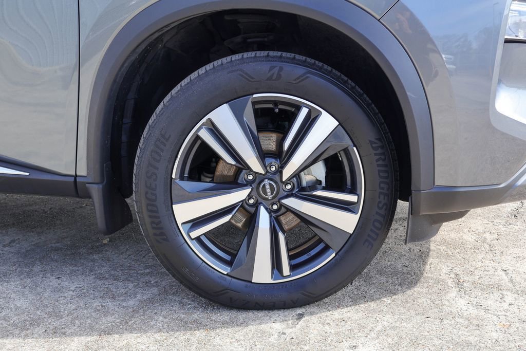 Used 2023 Nissan Rogue SL image 26