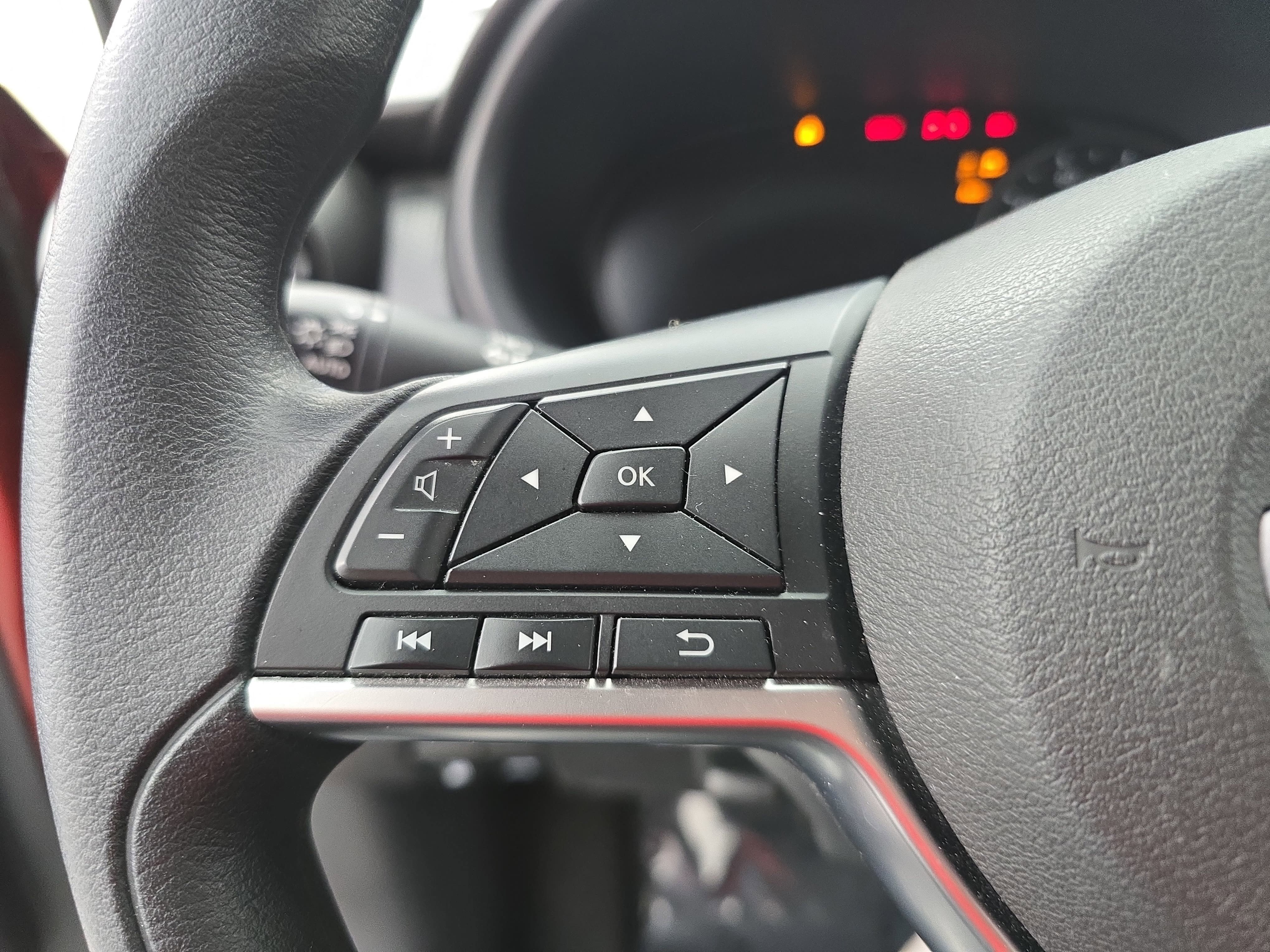 Certified 2023 Nissan Kicks SV image 16