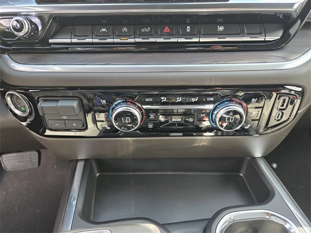 New 2026 GMC Sierra 1500 SLT w/ SLT Premium Package image 17