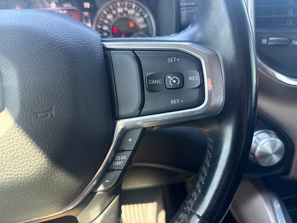 Used 2022 RAM 1500 Laramie AWD/4WD image 16