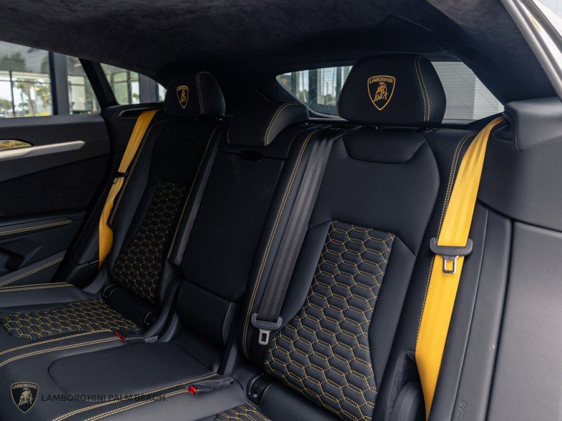 Used 2024 Lamborghini Urus S image 30