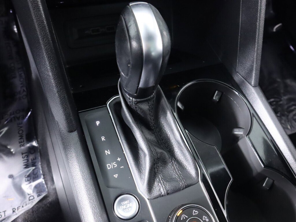 Used 2020 Volkswagen Atlas Cross Sport SEL image 24