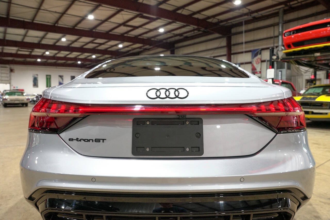 Used 2022 Audi e-tron GT Premium Plus w/ Performance Package AWD/4WD image 29