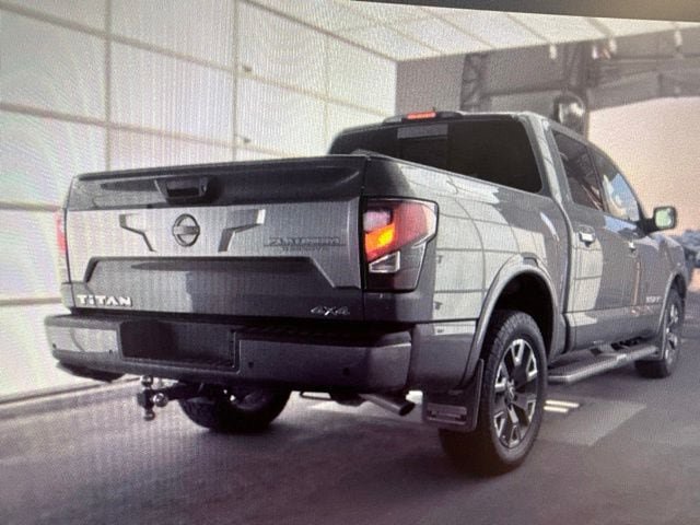 Certified 2023 Nissan Titan Platinum Reserve w/ Moonroof Package AWD/4WD image 5