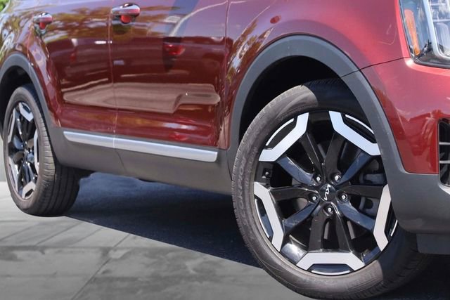 Used 2024 Kia Telluride S w/ S Sunroof Package AWD/4WD image 3