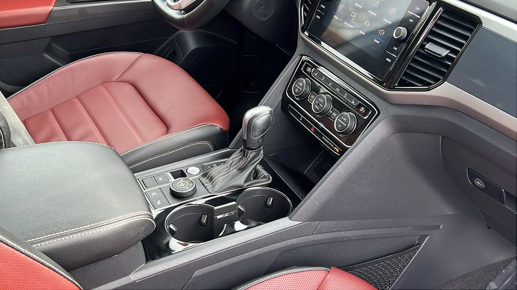 Certified 2023 Volkswagen Atlas Cross Sport SEL Premium R-Line image 13