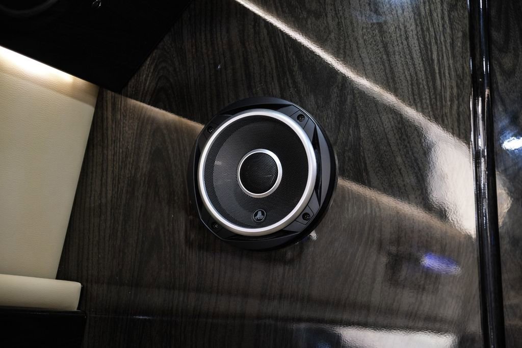 Used 2020 Mercedes-Benz Sprinter 3500 w/ Windows All Around Package image 51