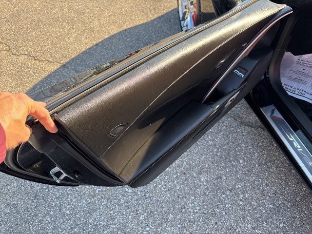 Used 2016 Chevrolet Corvette 1LT image 9