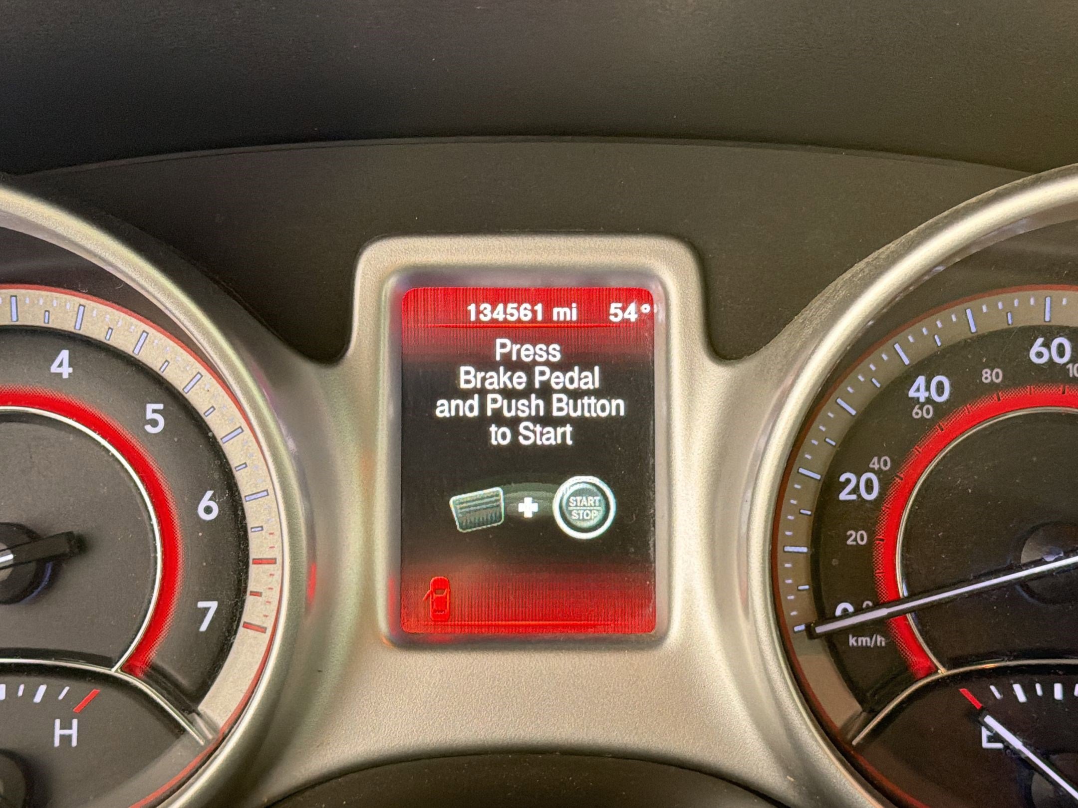Used 2019 Dodge Journey SE FWD image 19