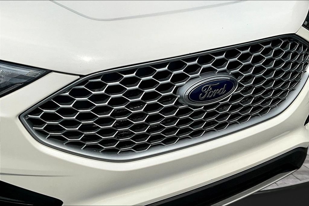 Certified 2023 Ford Edge SEL w/ Convenience Package AWD/4WD image 36