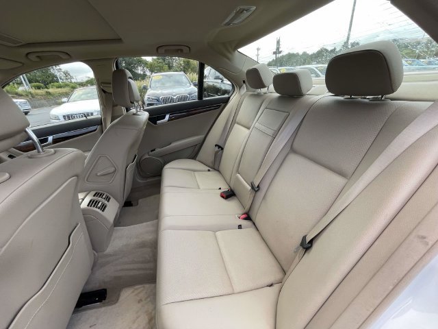 Used 2013 Mercedes-Benz C 300 4MATIC Sedan image 12
