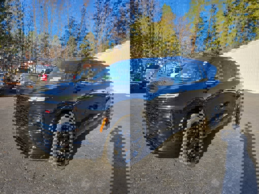 New 2026 Chevrolet Traverse RS image 3