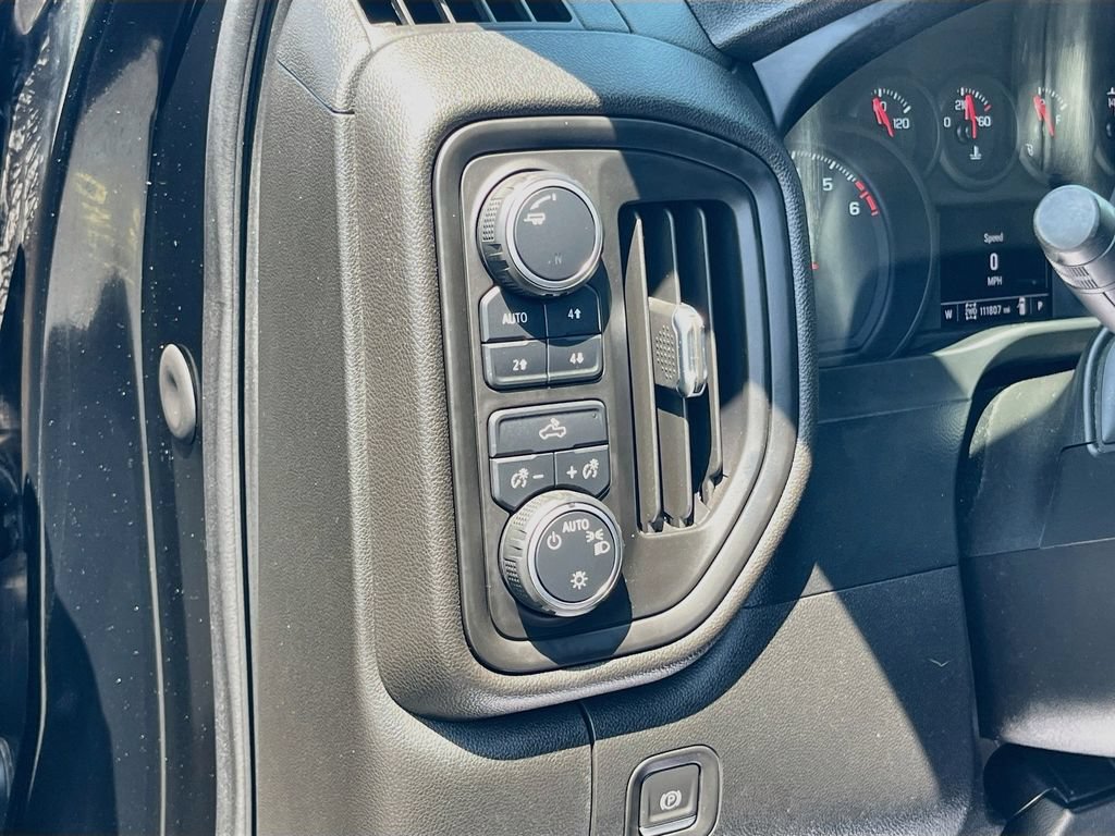Used 2021 Chevrolet Silverado 1500 Custom Trail Boss AWD/4WD image 10