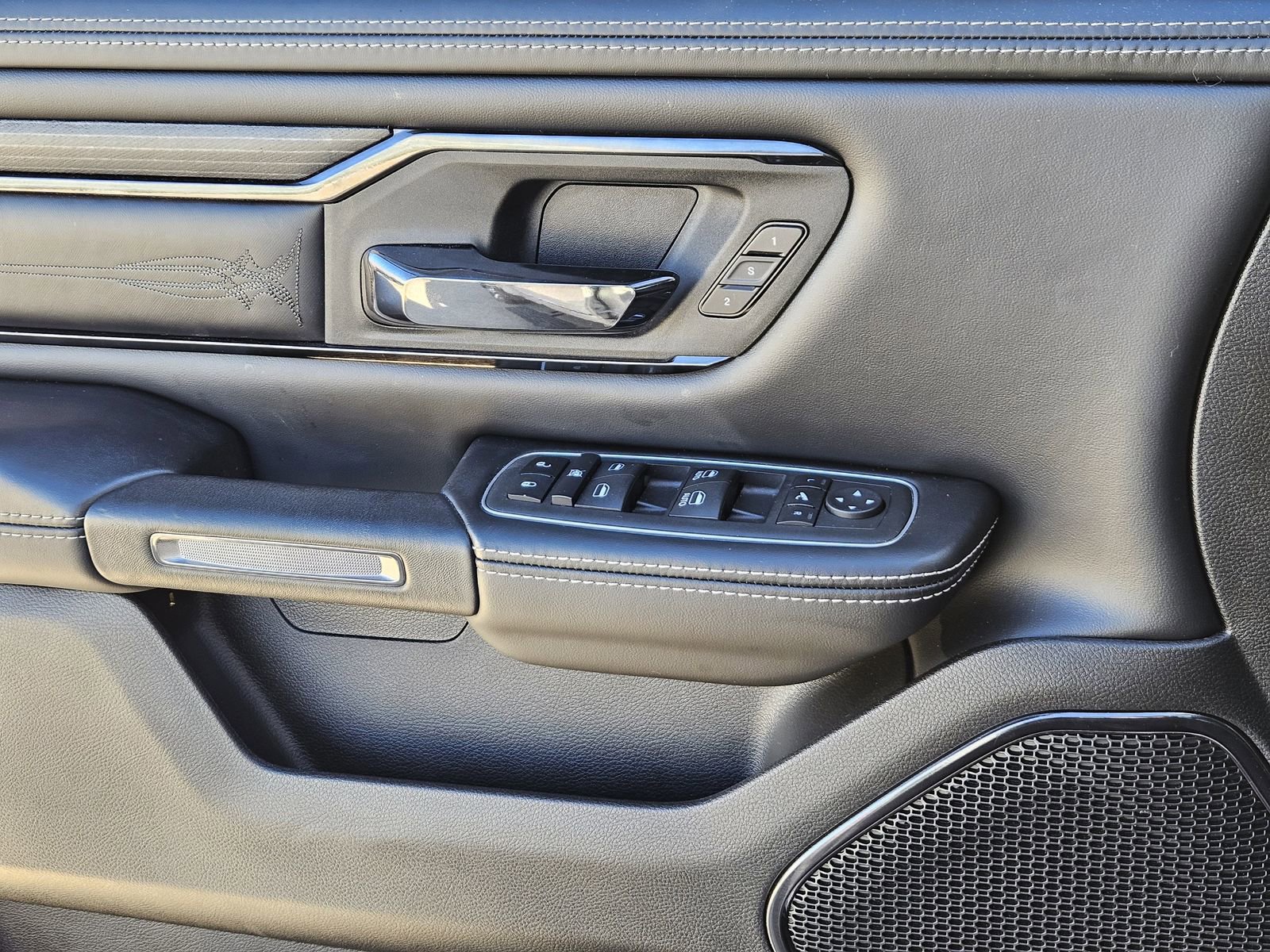 Used 2023 RAM 1500 Limited w/ Trailer Tow Group image 29