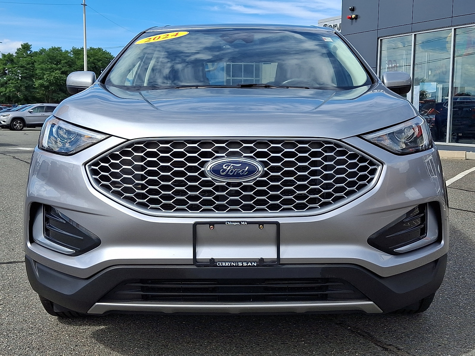 Used 2024 Ford Edge SEL AWD/4WD image 2