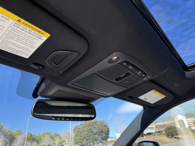 Used 2017 INFINITI Q60 Red Sport 400 image 26