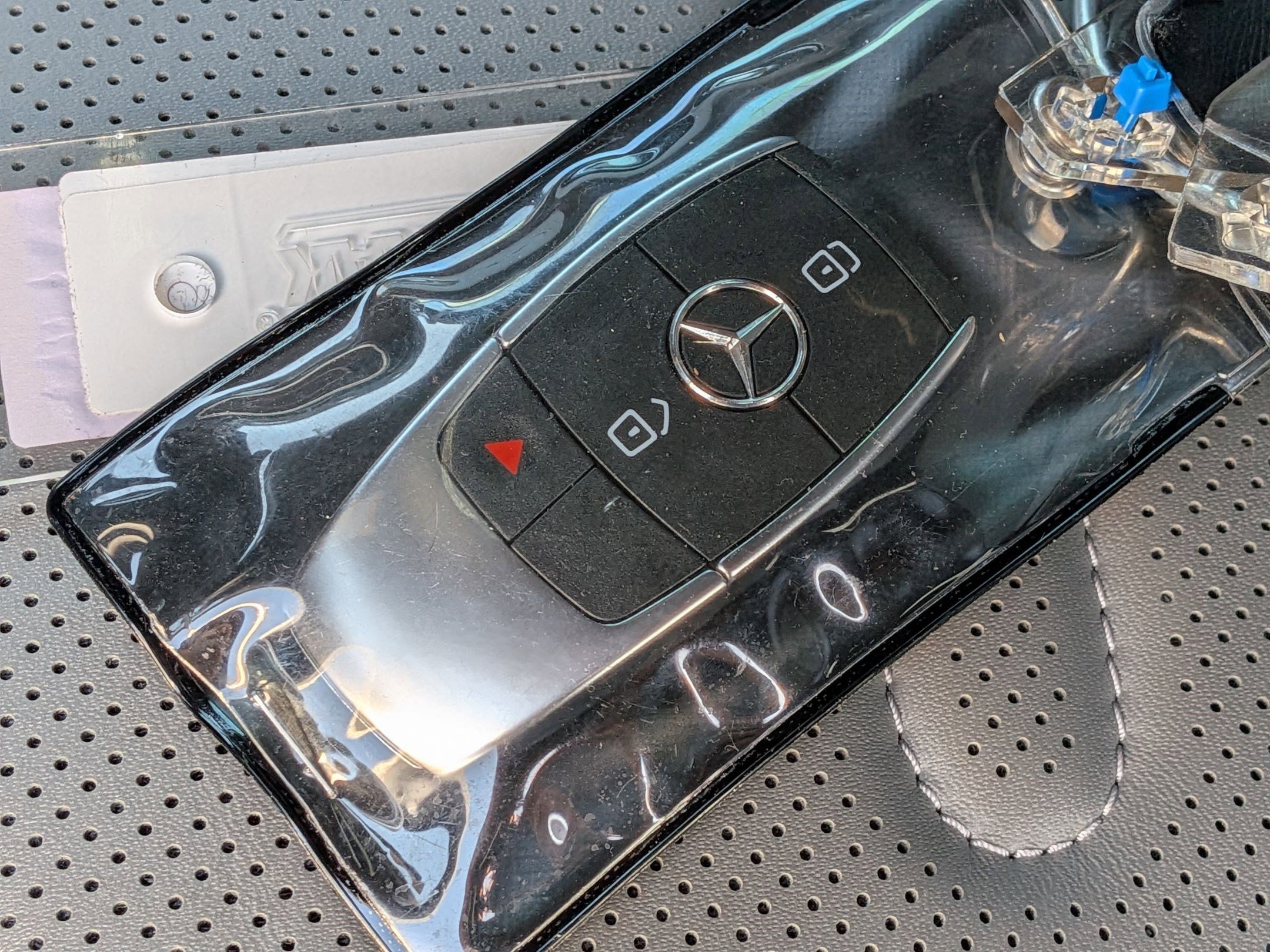 Certified 2025 Mercedes-Benz G 580 w/ EQ Technology image 39