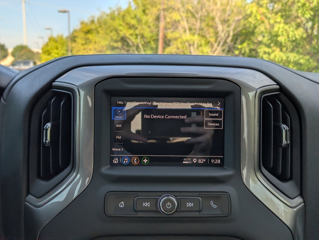 New 2026 Chevrolet Silverado 1500 Custom w/ LPO, Dark Essentials Package RWD image 17