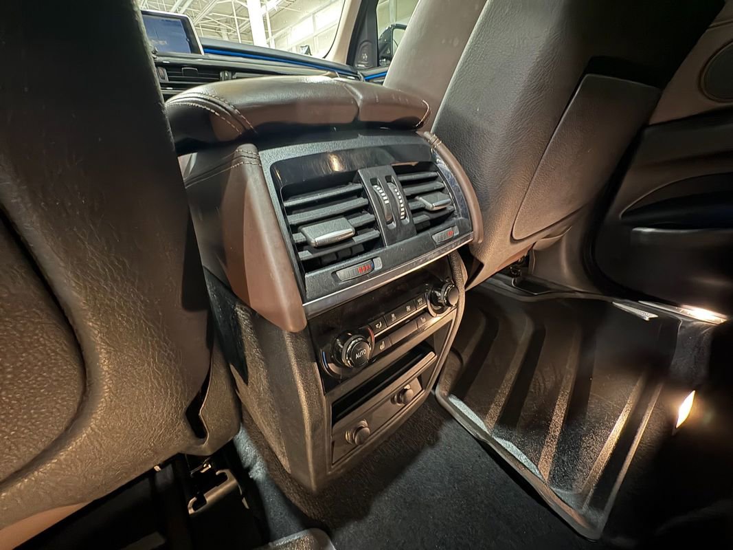 Used 2014 BMW X5 xDrive50i AWD/4WD image 45