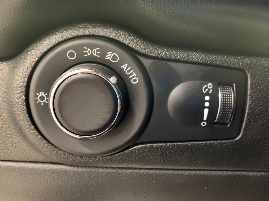 Used 2024 Dodge Durango GT w/ Blacktop Package image 14