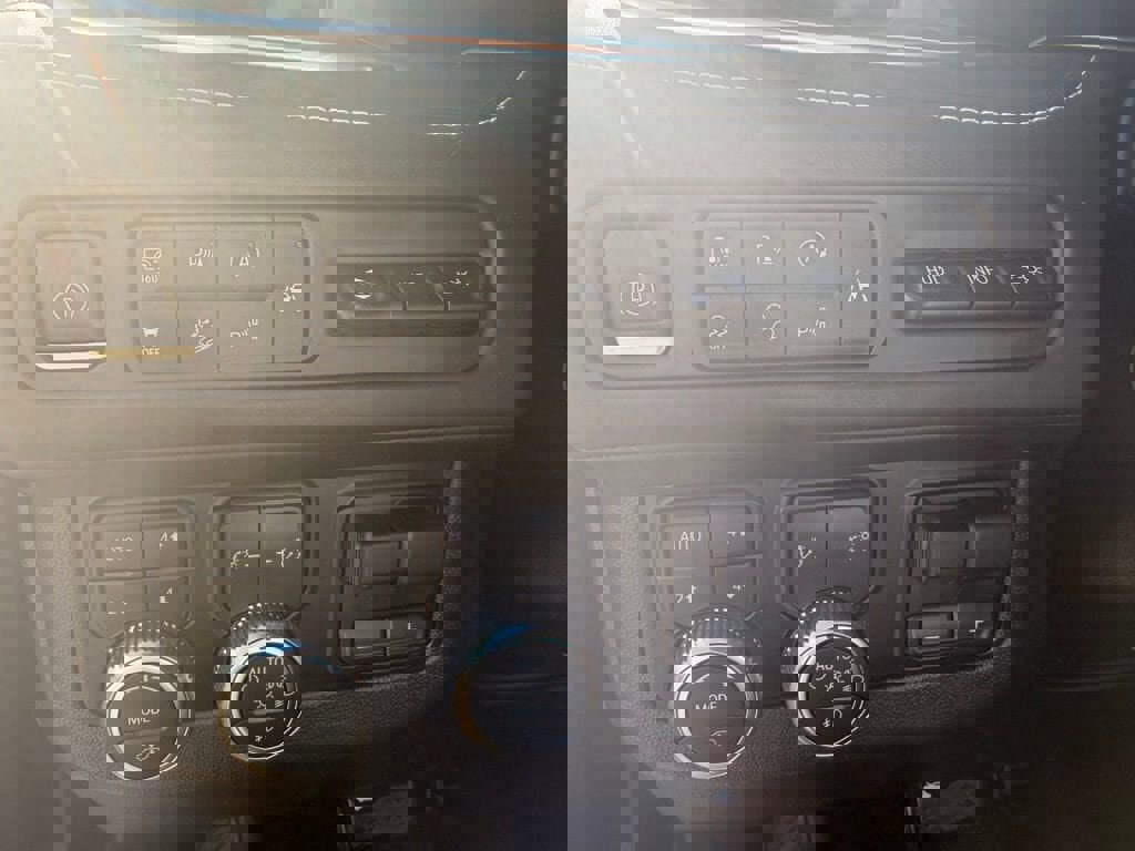 Used 2023 GMC Yukon Denali Ultimate w/ LPO, Floor Liner Package image 14